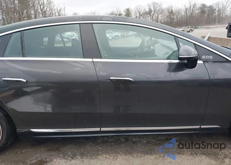 2023 Mercedes-Benz Eqs 580 4Matic z USA, uszkodzony, nr VIN W1KCG4EB1PA031875